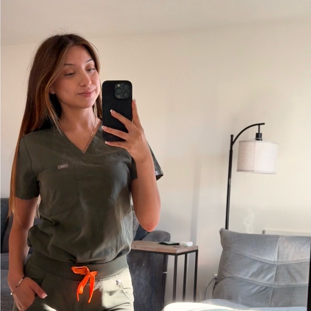 Petite Figs Olive Green V-Neck Women's Tee and Joggers scrubs